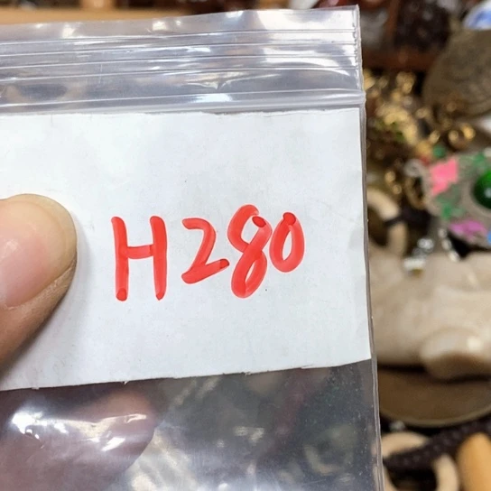 莲***儿吊坠滴血莲花菩提