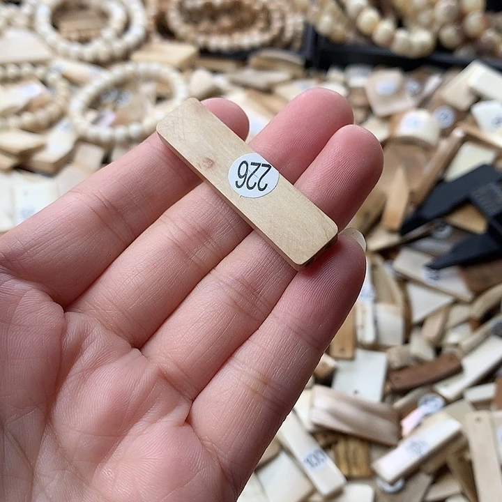 泥塑不打孔联系客服