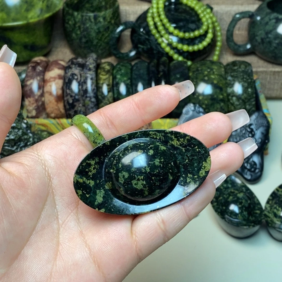 蛇纹石玉手链未镶嵌大***光