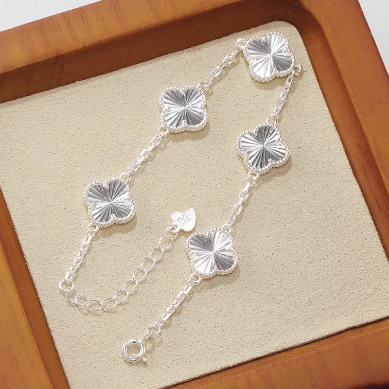 足银手链 气质百搭时尚四叶草手链