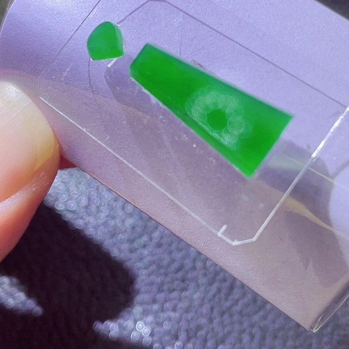 未镶嵌定制翡翠翡翠