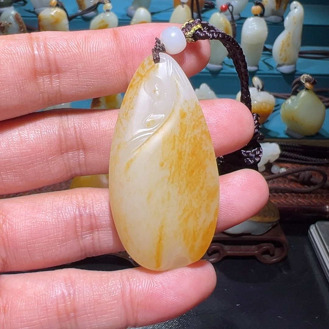 颈饰未镶嵌和田玉（子料）风****留