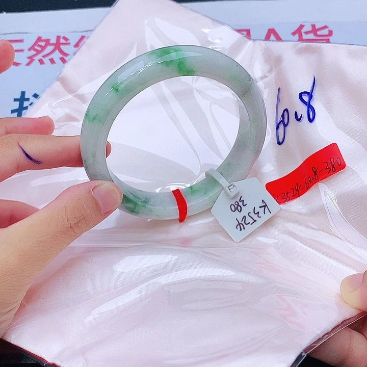 未镶嵌手镯翡翠翡翠