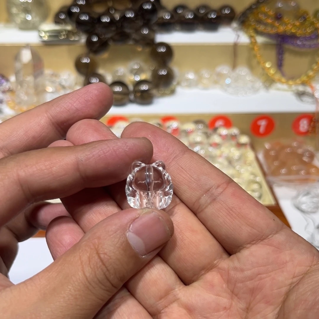非金属白风九雕刻件