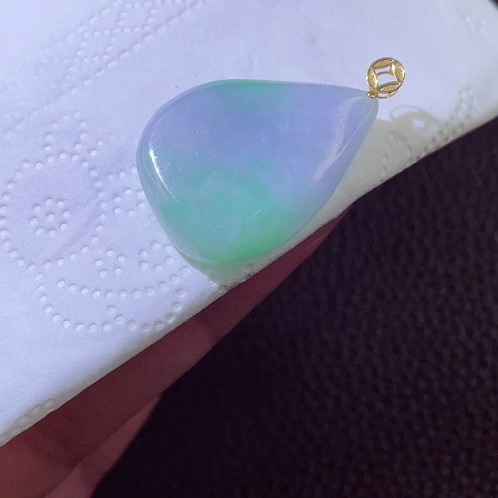 颈饰18K金镶嵌翡翠翡翠