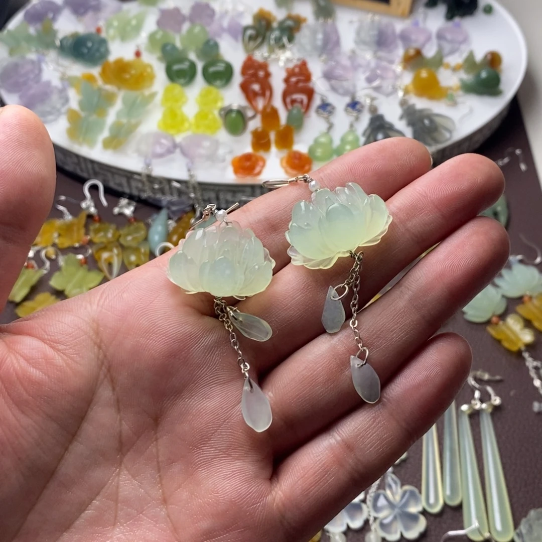 婉***尔蛇纹石玉合金耳饰/颈饰