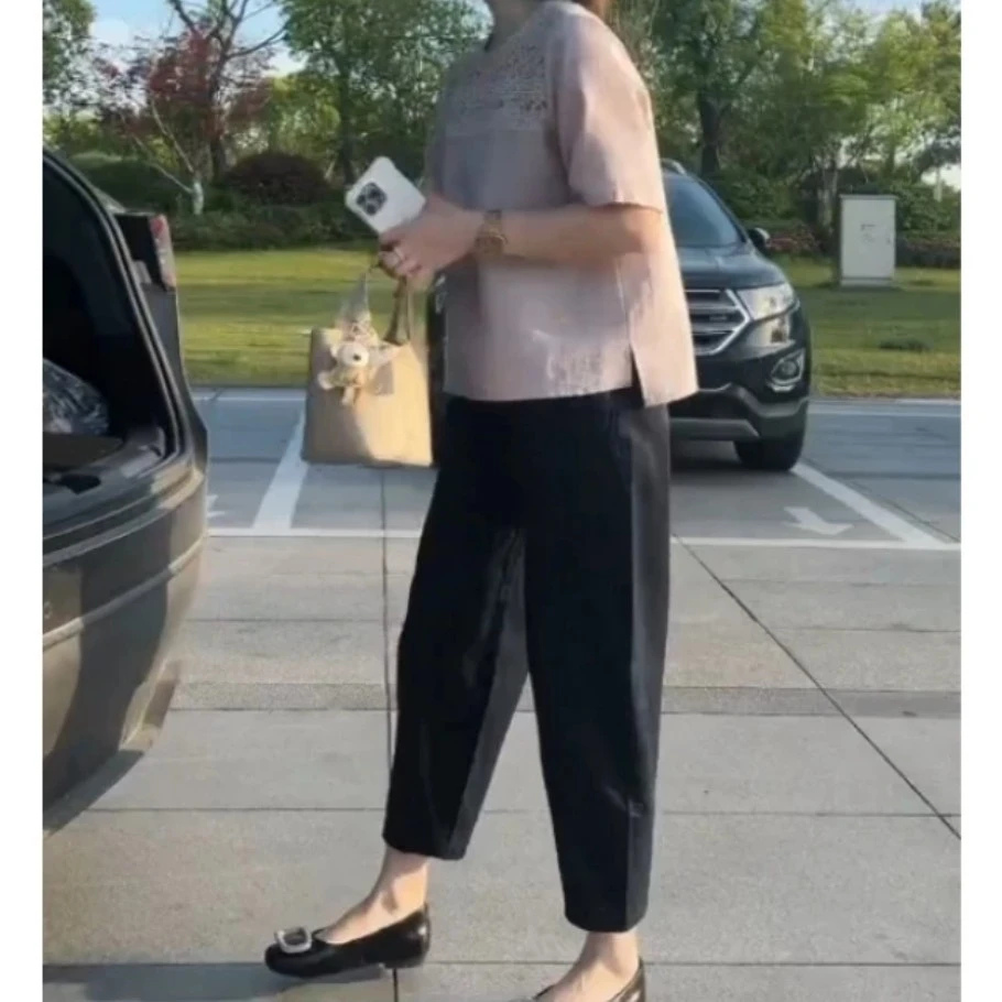 新款简约减龄遮肉显瘦时尚潮流女装