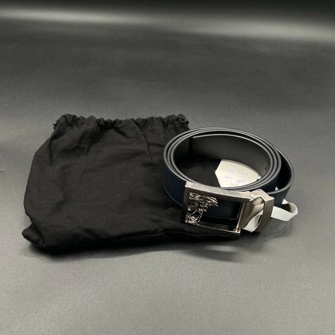 未使用 VERSACE/范思哲 (ll) 深蓝色镂空人像腰带 125cm/018519