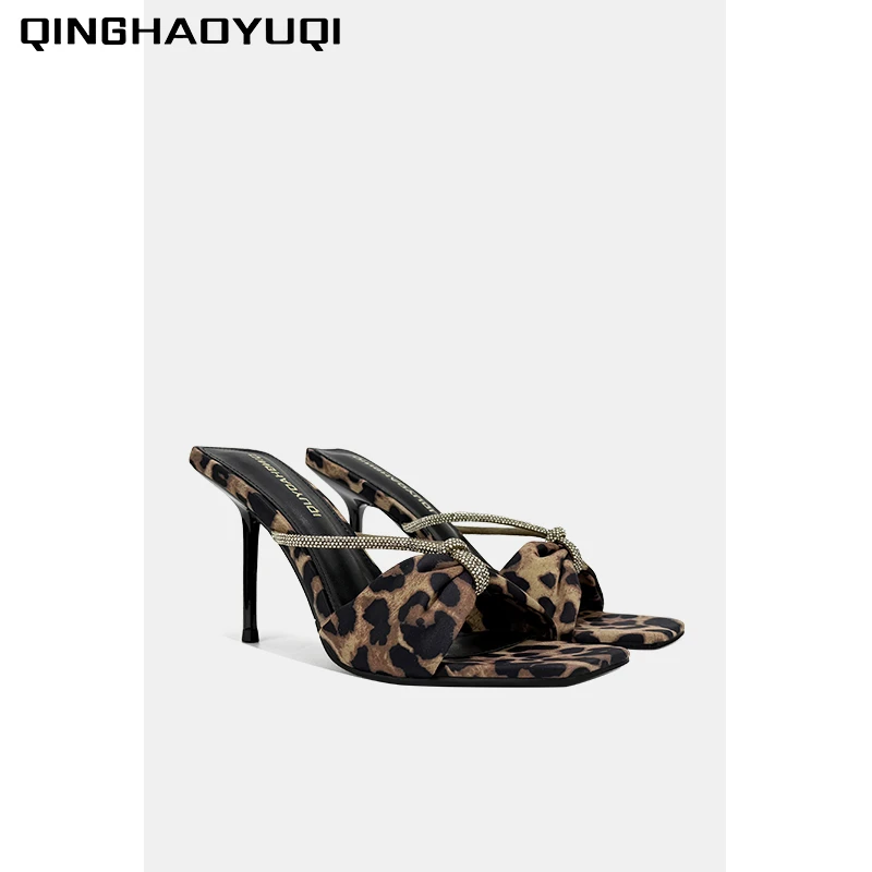 2025夏季豹纹方头水钻细跟高跟鞋细带高跟鞋气质一字带高跟鞋半拖