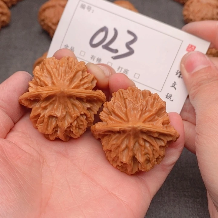 文玩核桃吊坠43帝王023