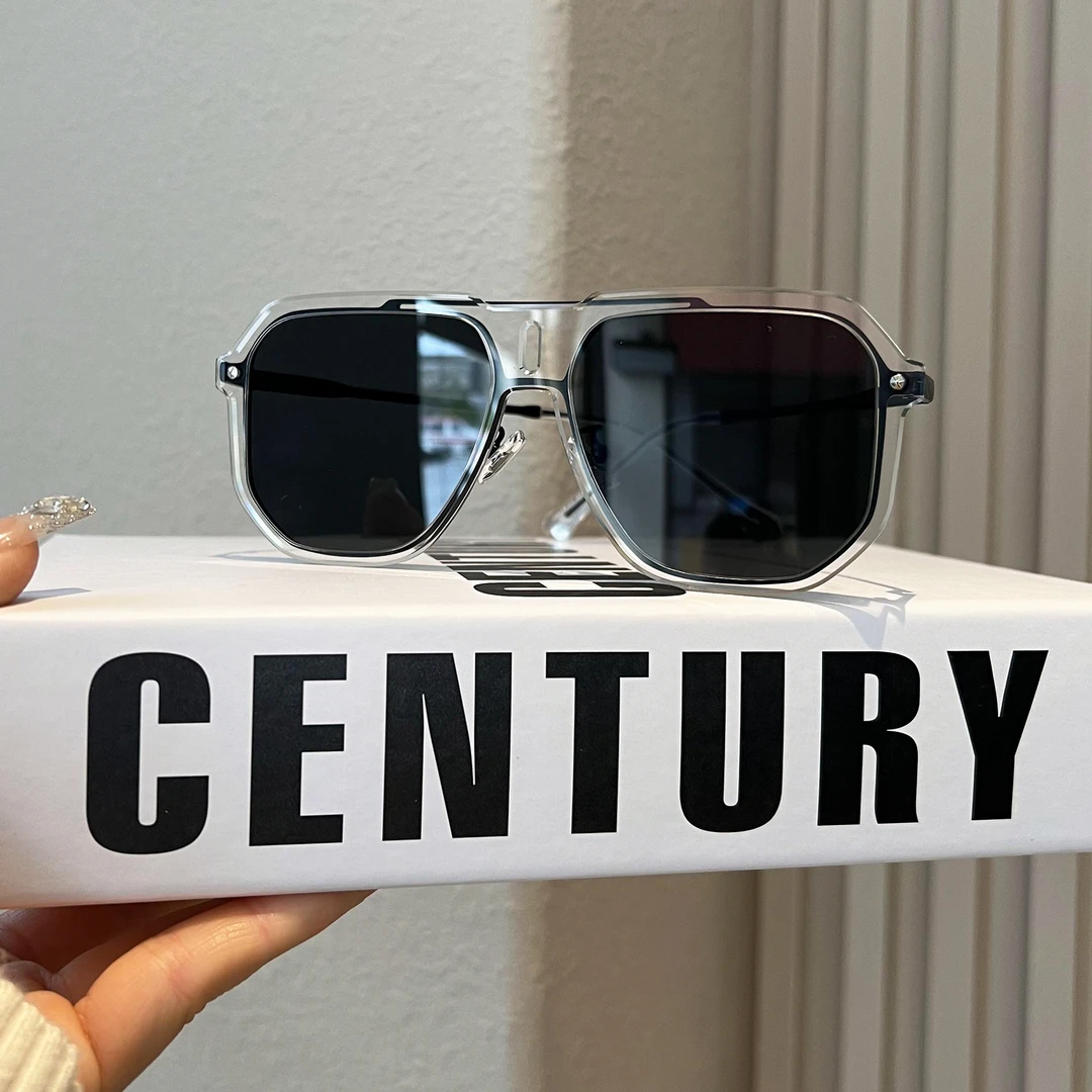 方形平面墨镜男士潮搭高级感旅行开车防紫外线太阳眼镜女个性街拍