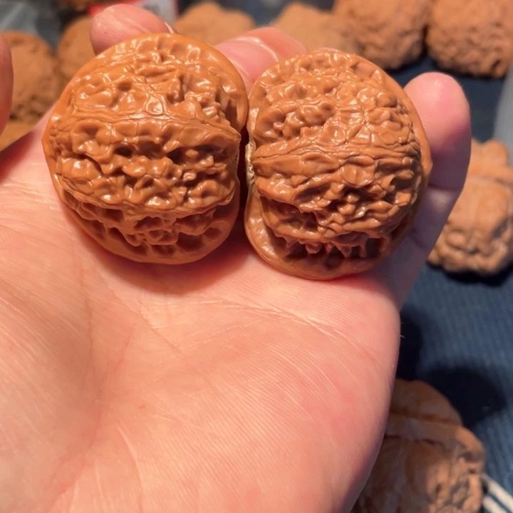 文玩核桃把件难*宫灯