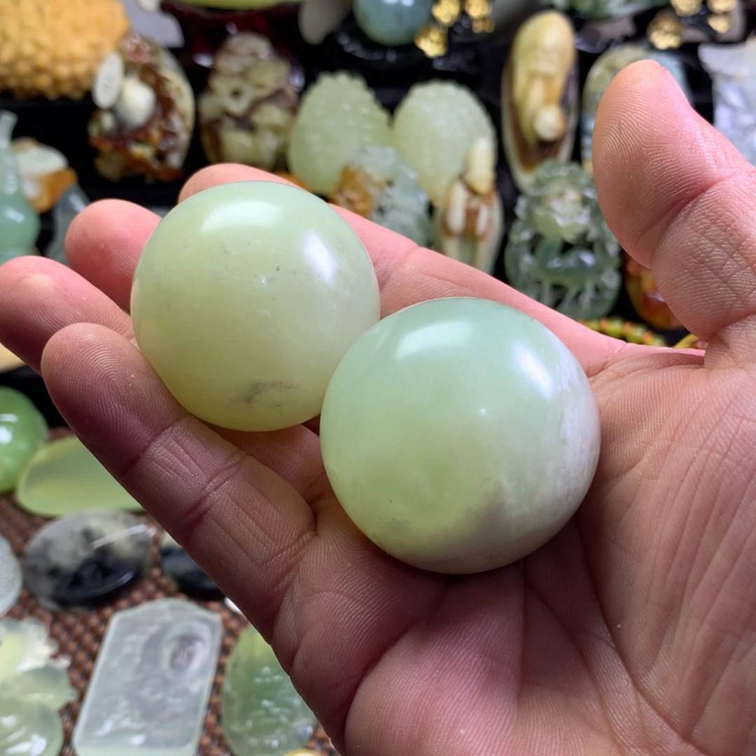 岫玉手把件未镶嵌