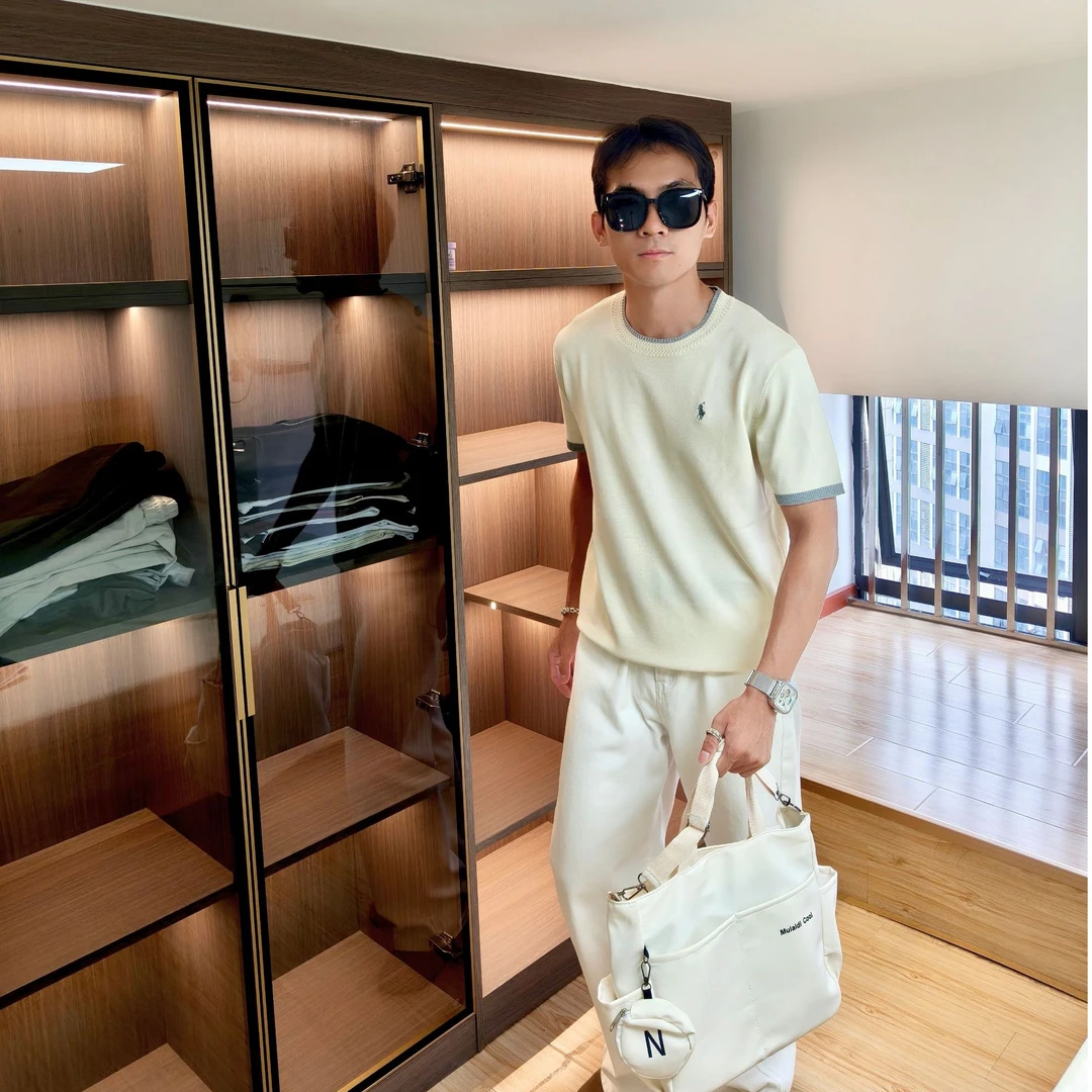 （断码清仓）刺绣骑士冰凉感混纺T恤夏季都市通勤拼色短袖圆领男装