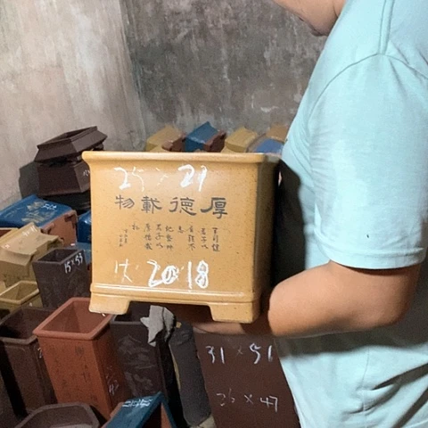 紫砂花盆手工艺品