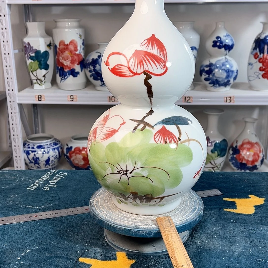 摆件景德镇陶瓷葫绿荷花