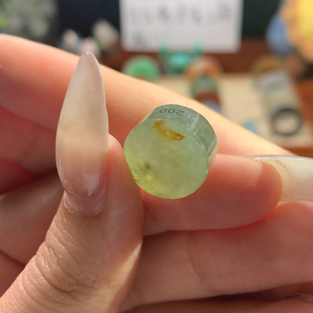 定制翡翠未镶嵌冰秋香戒指心