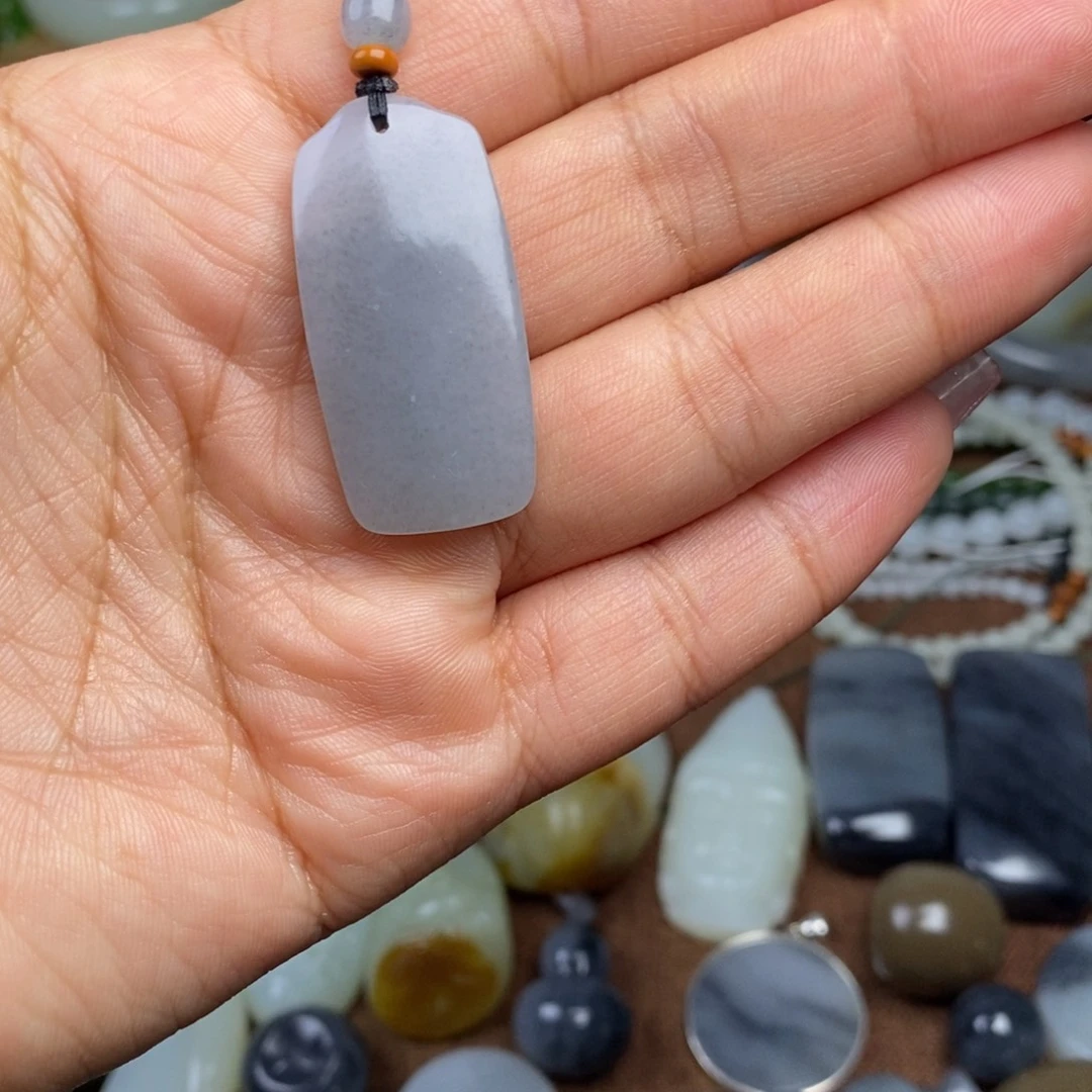 @****和田玉未镶嵌颈饰