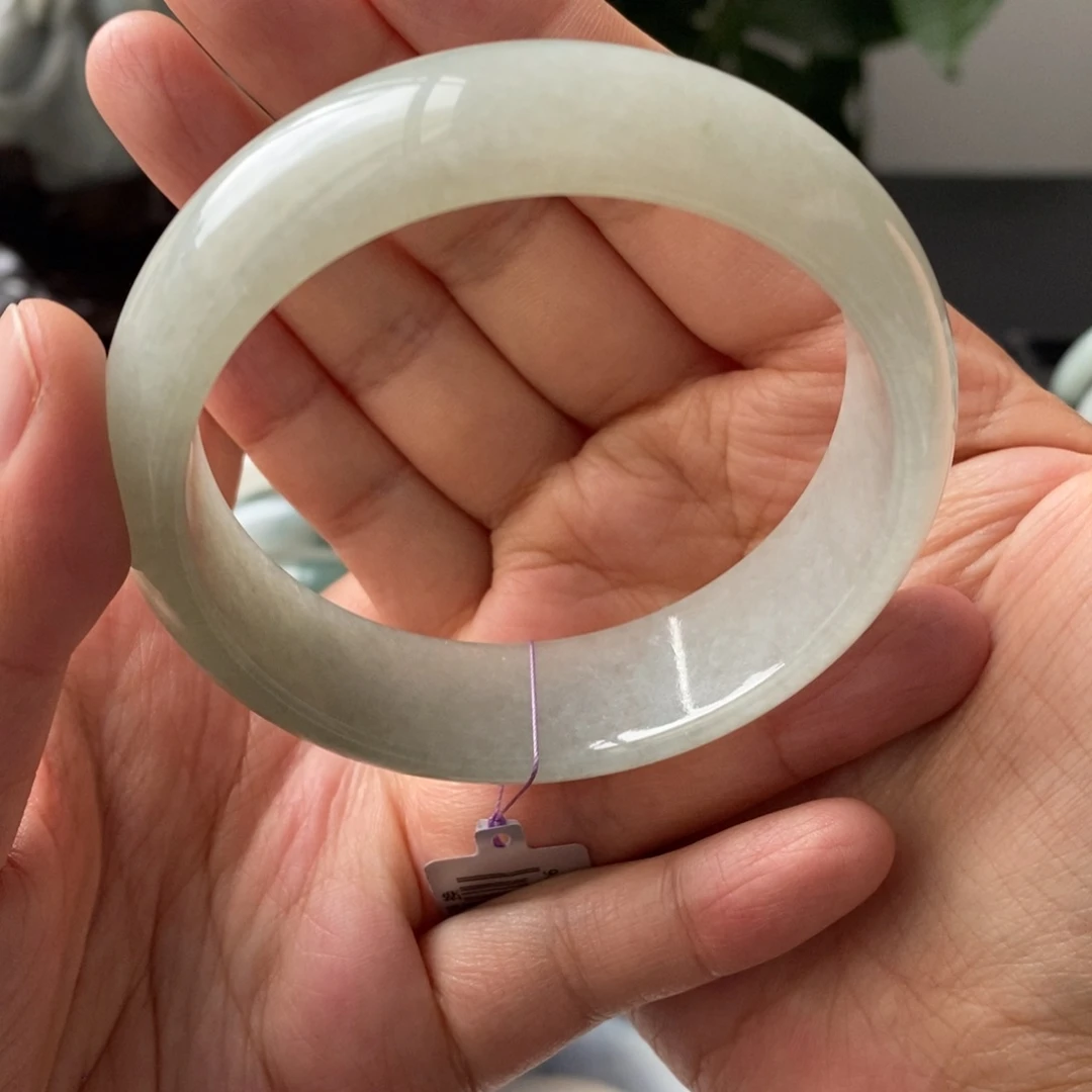 葡****翡翠手镯未镶嵌天然