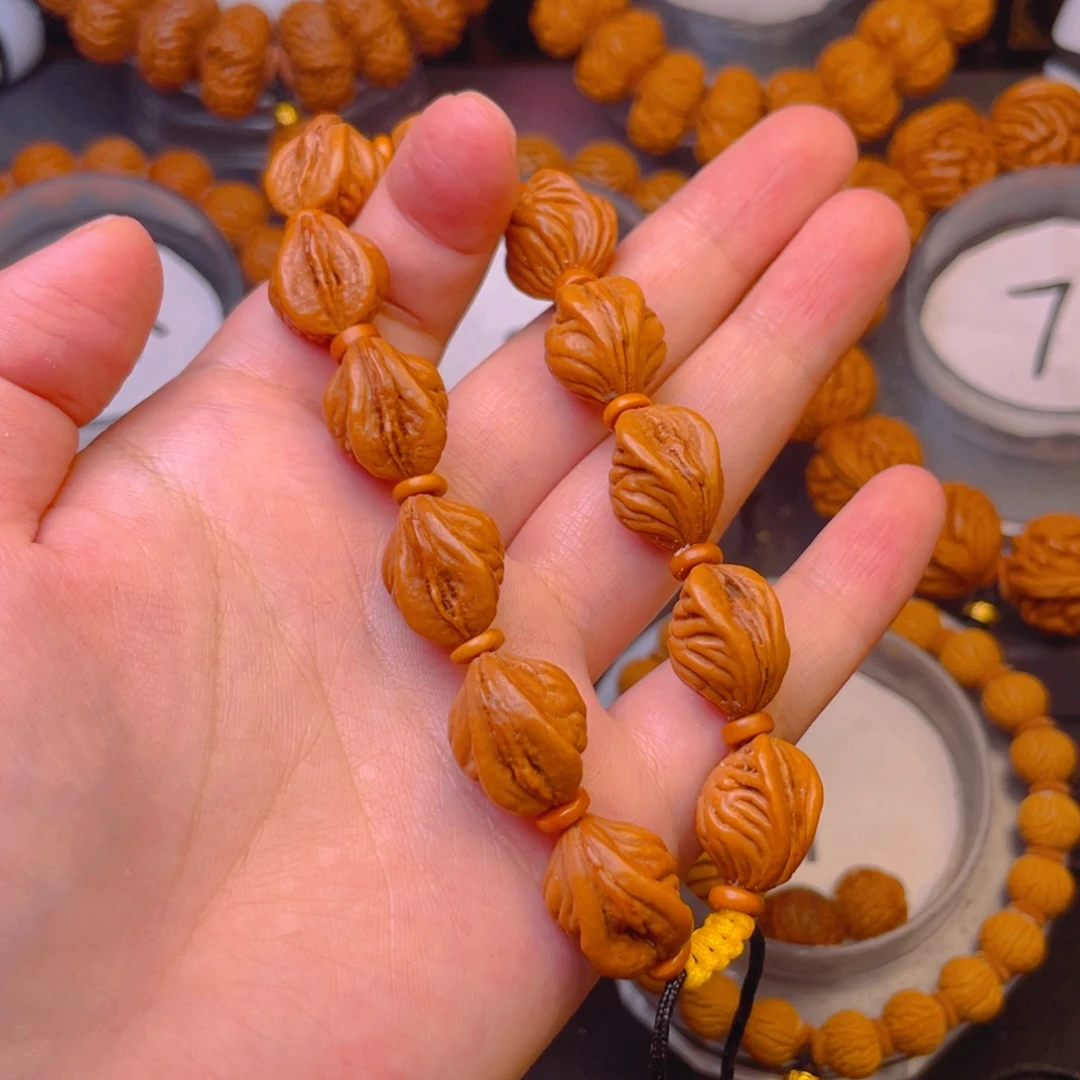 吊坠桃核生命之源