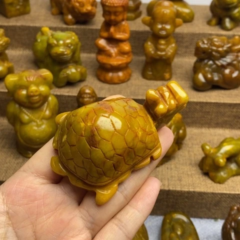 蛇纹石玉未镶嵌颈饰64
