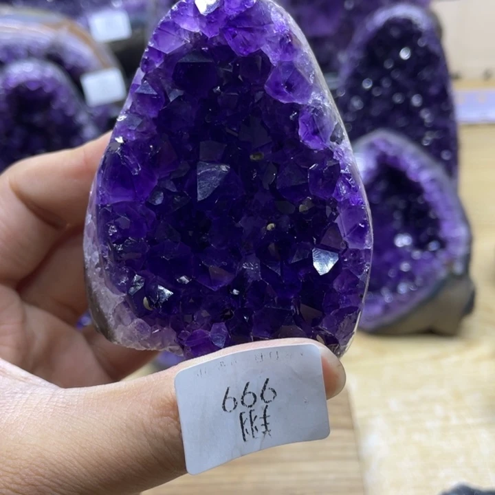 未镶嵌大型摆件（非配饰）紫晶