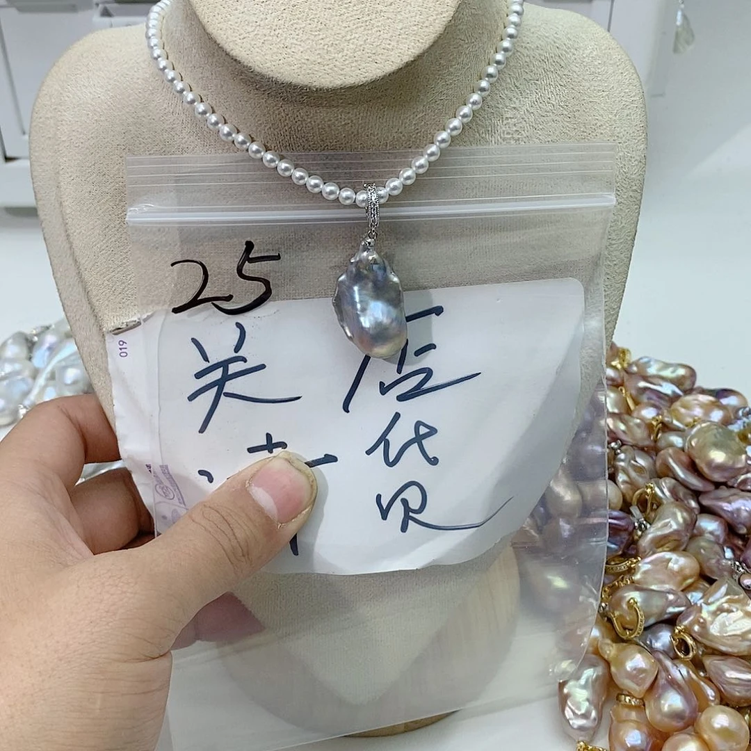 淡水珍珠颈饰合金