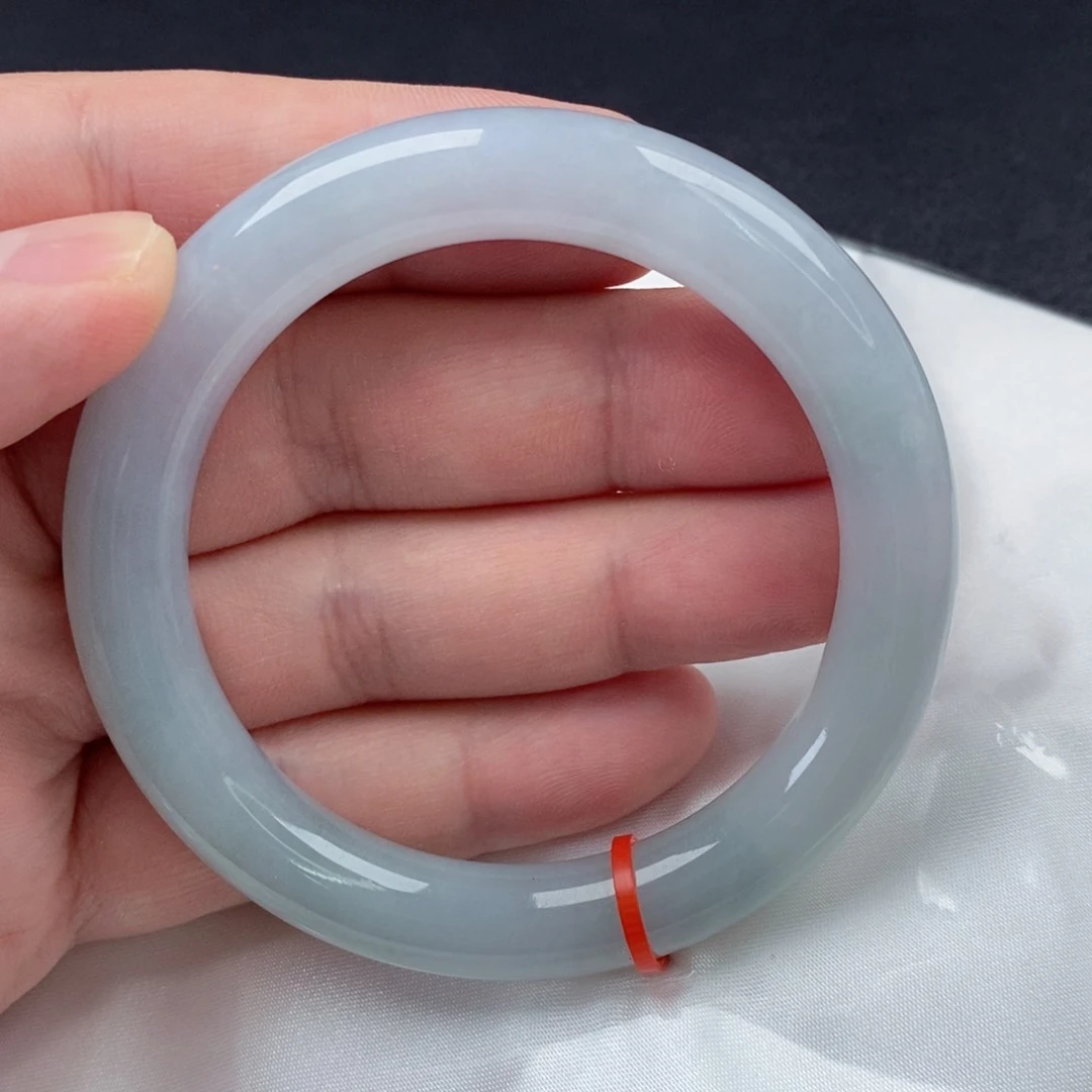 翡翠手镯未镶嵌54.8圈