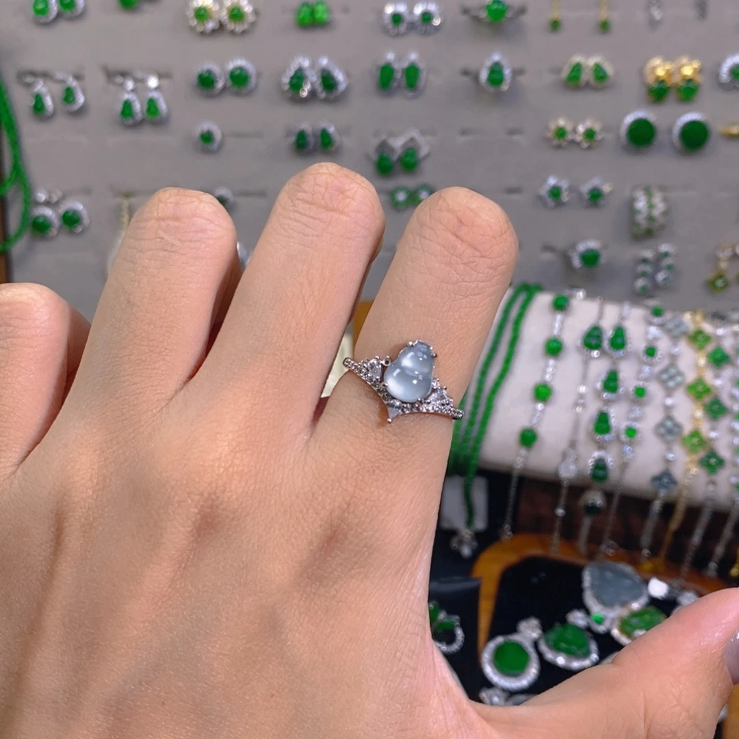 翡翠银S925镶嵌戒指白冰葫芦戒指