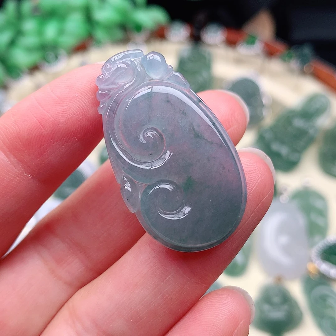 翡翠未镶嵌颈饰吊坠