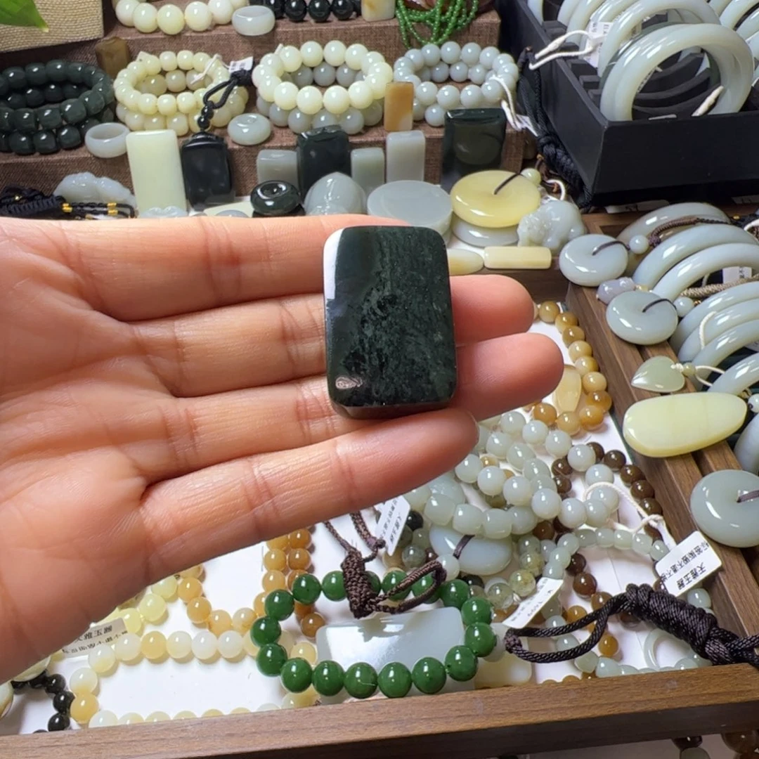 和田玉（糖玉）未镶嵌手链