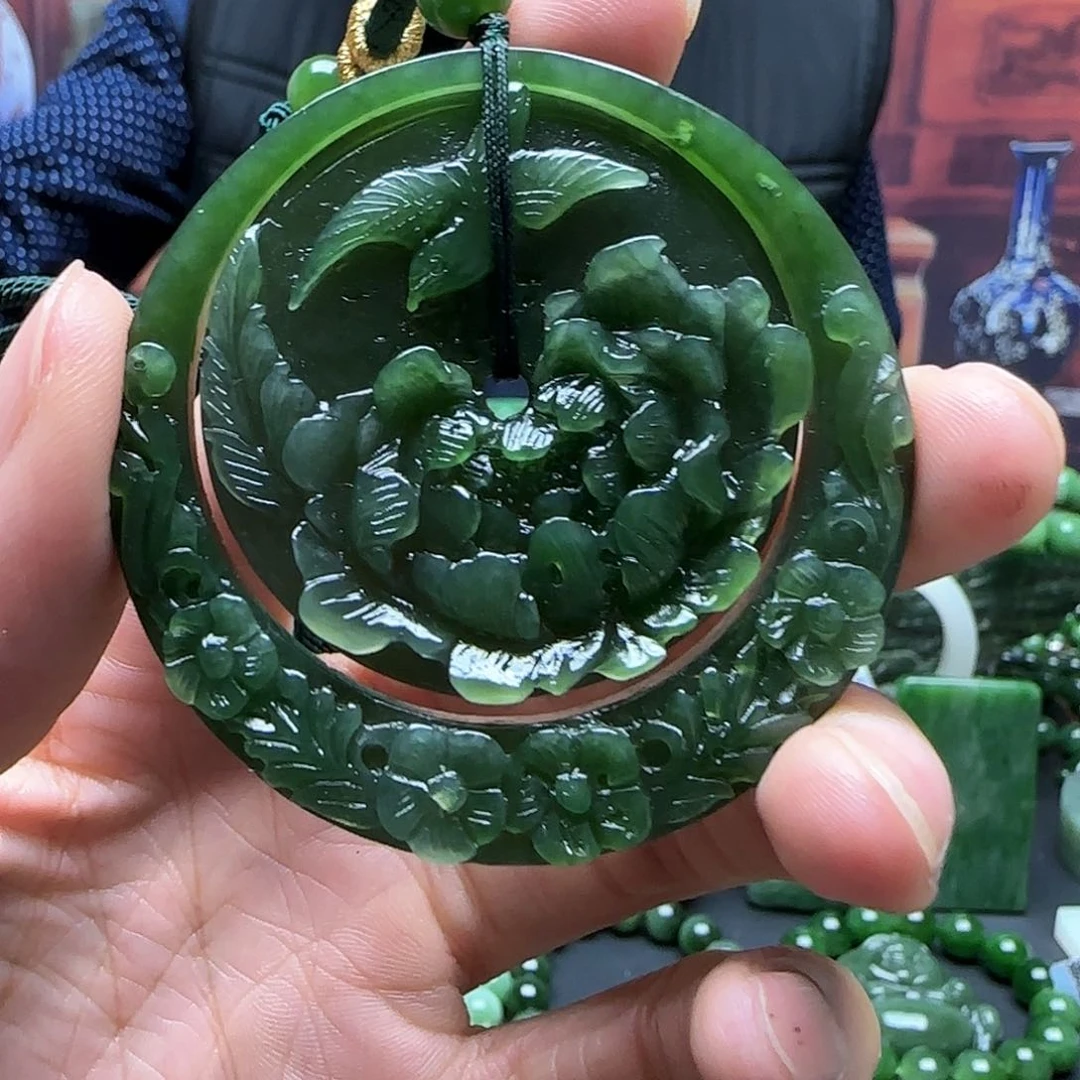 和田玉吊坠未镶嵌