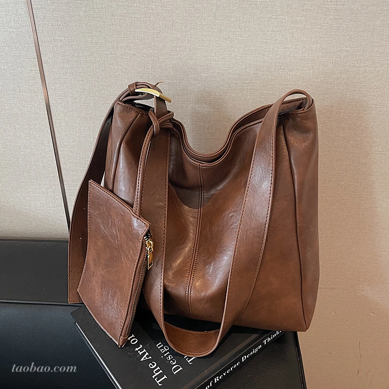 简约复古大容量托特包包女2025新款时尚通勤百搭斜挎包单肩水桶包