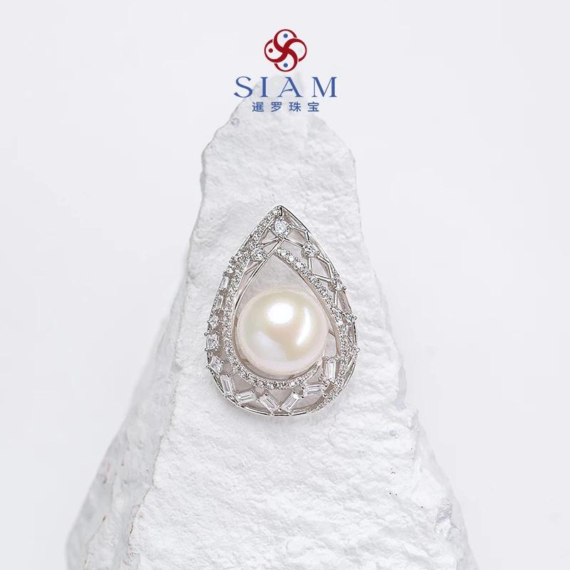 【暹罗珠宝】天然极光暹罗白雪龙珠水滴款珍珠吊坠 113B