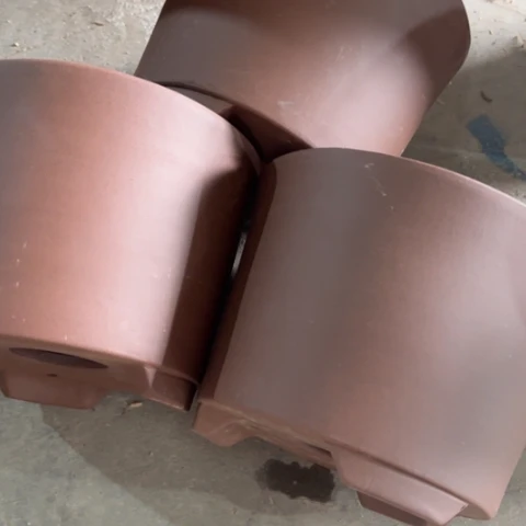 紫砂花盆50-3。     20-15