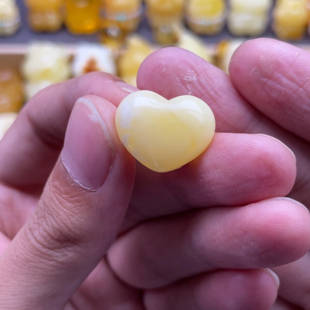 琥珀未镶嵌裸石蜜蜡