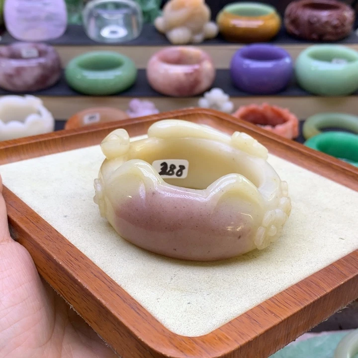 石英岩玉未镶嵌13468975444