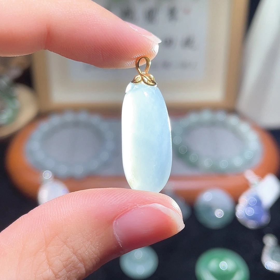 定制翡翠未镶嵌福瓜