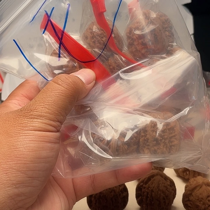 D***哥文玩核桃吊坠5对核桃