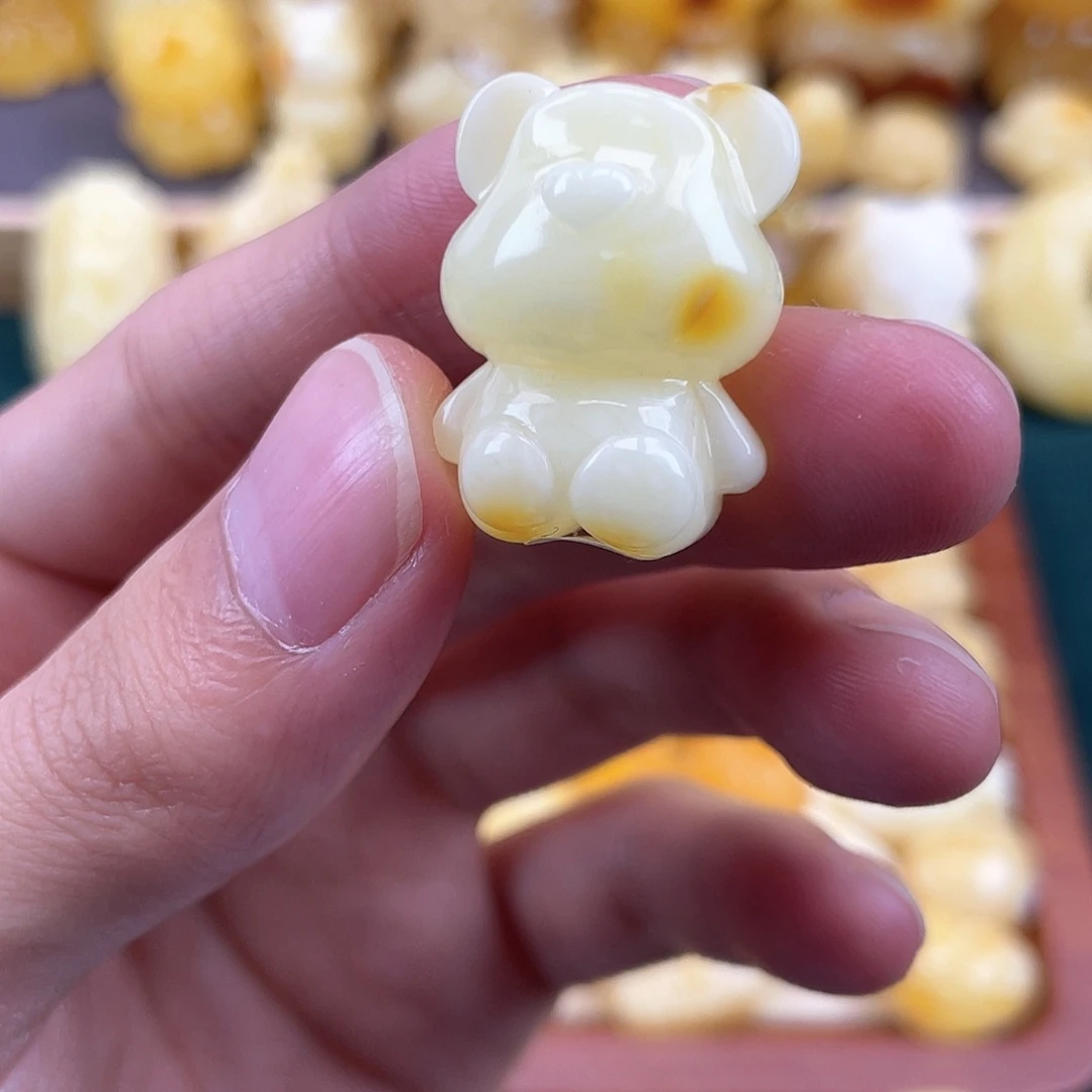 琥珀裸石未镶嵌薄*水蜜蜡