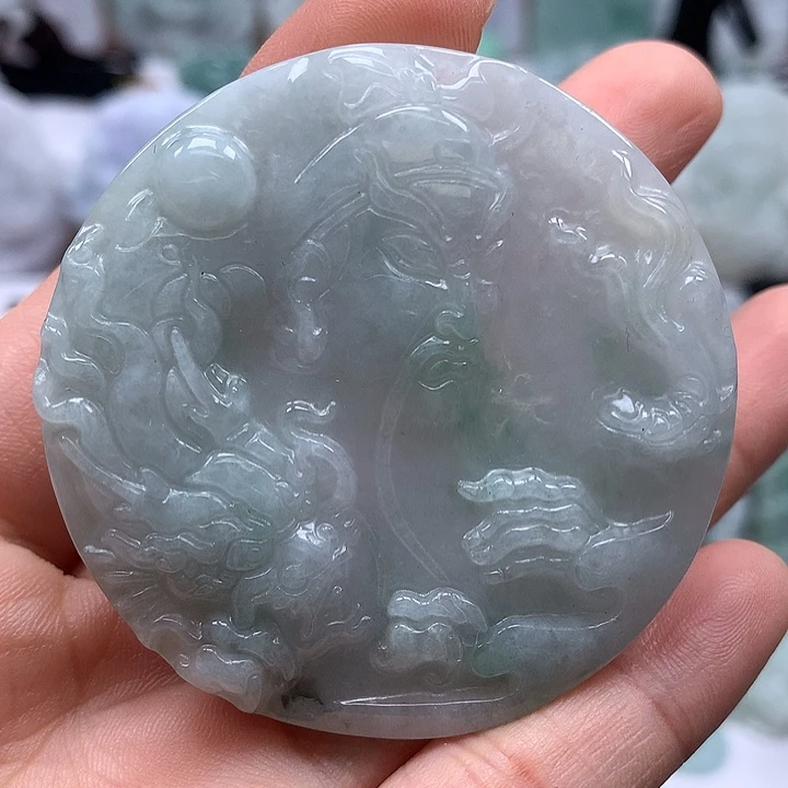 翡翠未镶嵌颈饰玉龙关二爷福利