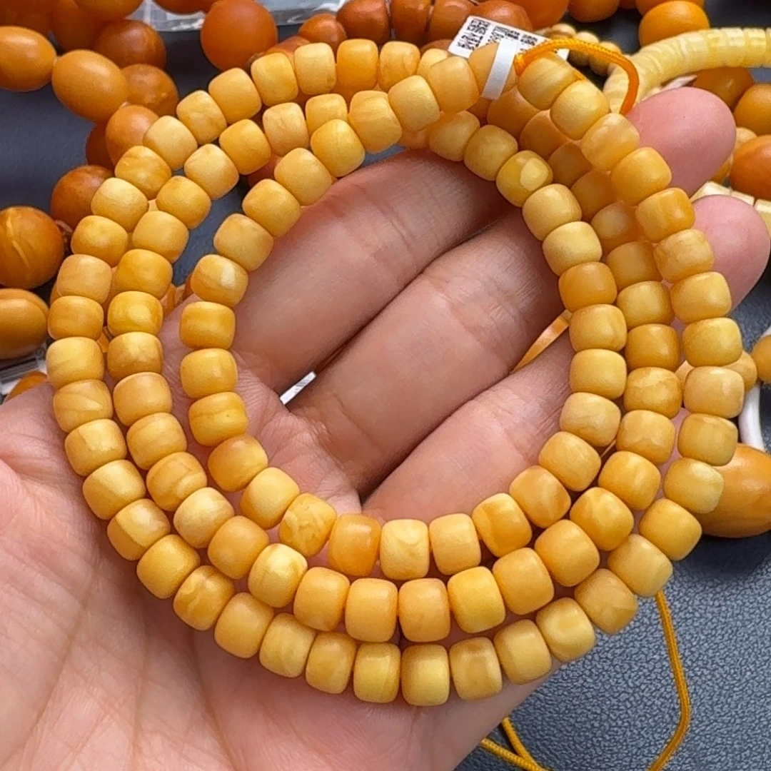 未镶嵌琥珀珠宝奇石