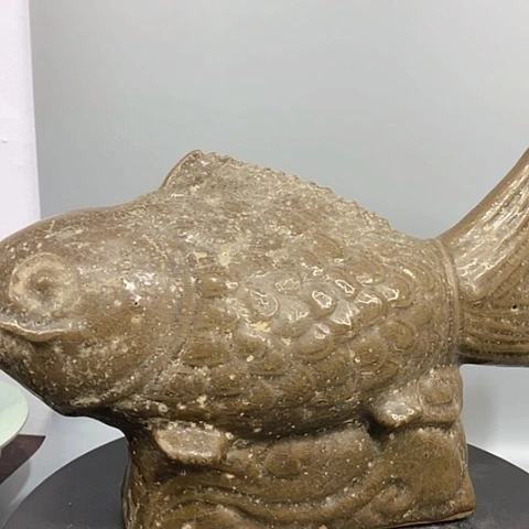 摆件越窑鱼造型独特美观
