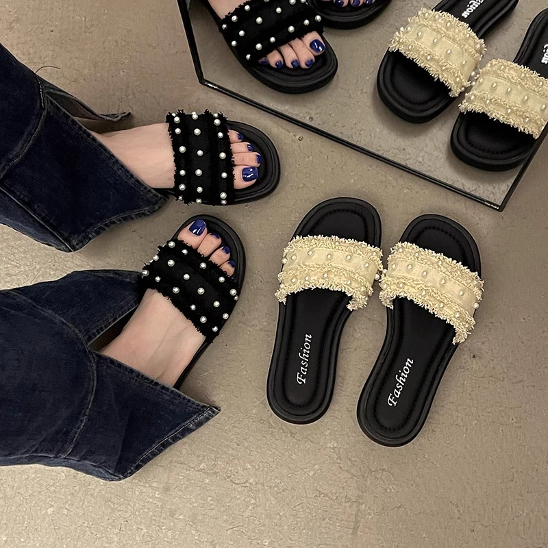 时尚小香风女鞋珍珠拖鞋女2025夏外穿平底休闲网红一字拖厚底凉拖