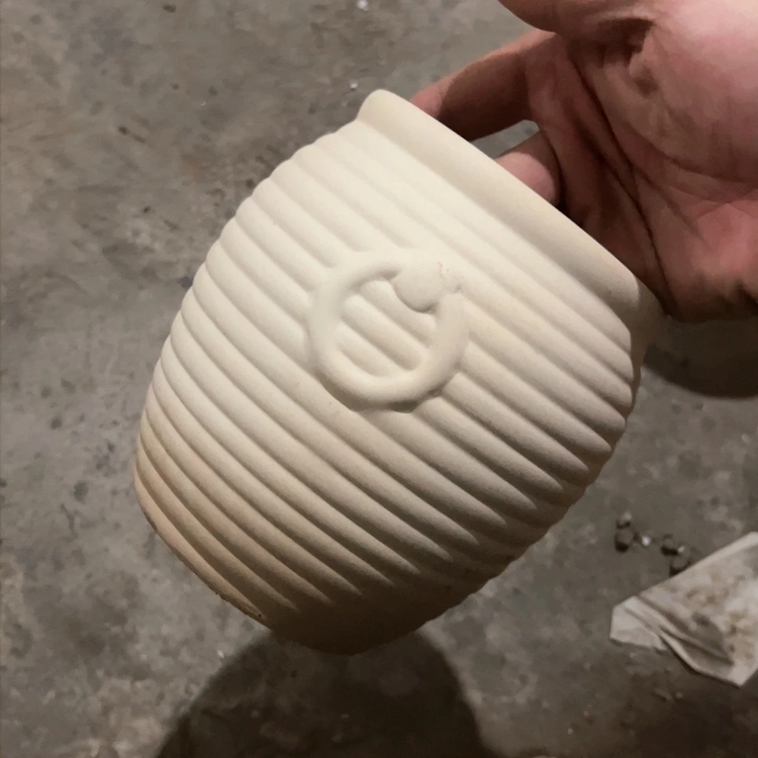 【闪购商品】红陶蜂蜜罐11口14高1个【微瑕】