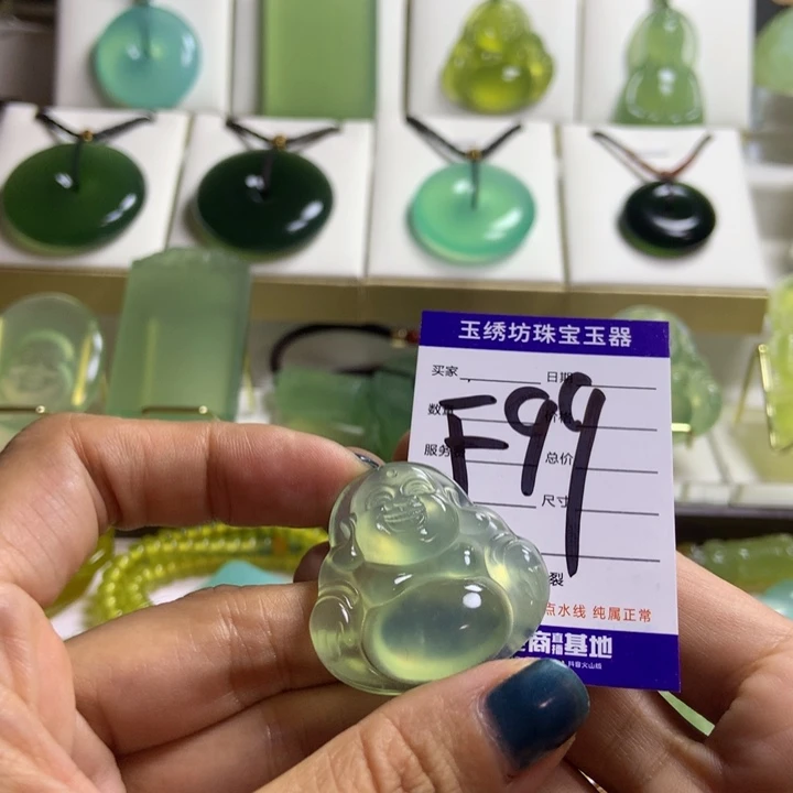 【闪购商品】蛇纹石玉未镶嵌颈饰