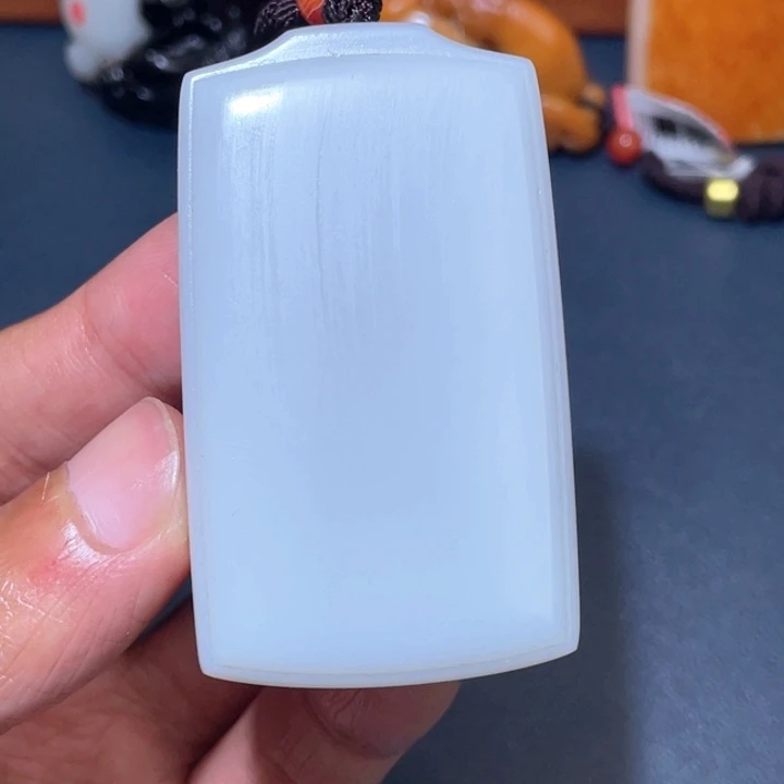 迪***卡颈饰未镶嵌和田玉