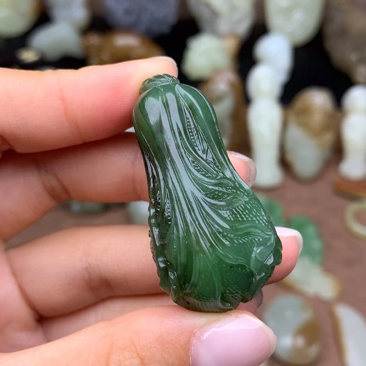 和田玉未镶嵌挂件