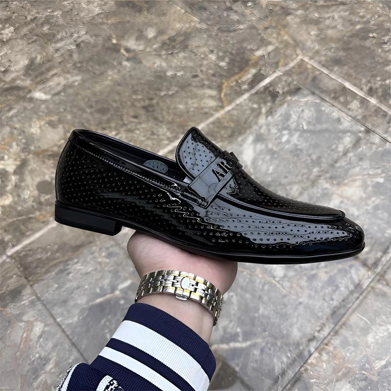 男士夏季皮鞋2025新款漆皮豆豆鞋镂空透气亮面韩版一脚蹬休闲皮鞋