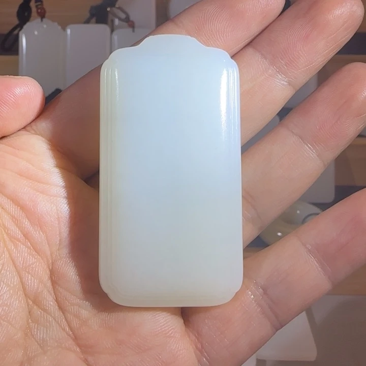 和田玉颈饰未镶嵌心